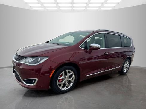 Used 2011 Chrysler Town & Country Touring-L w/ Entertainment Group #2 image 5