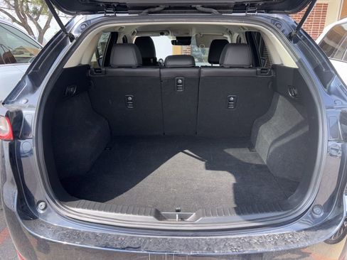 Used 2018 MAZDA CX-5 Touring image 8