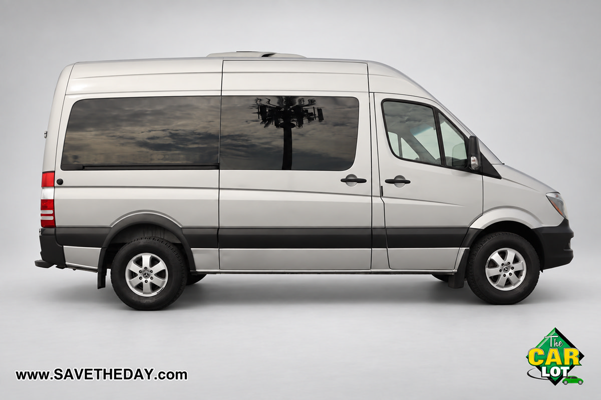 Used 2018 Mercedes-Benz Sprinter 2500 w/ Driver Efficiency Package image 9