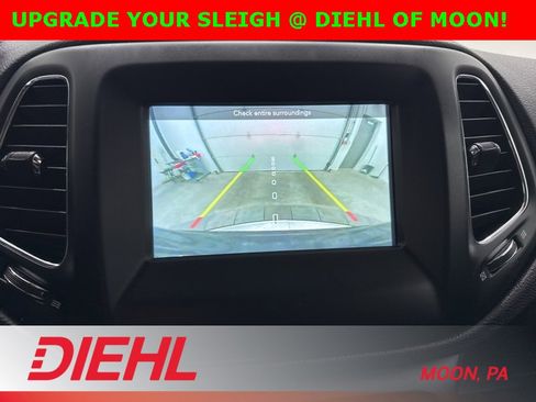 Certified 2019 Jeep Compass Latitude image 29