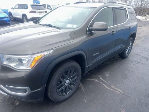 Used 2019 GMC Acadia SLT image 4