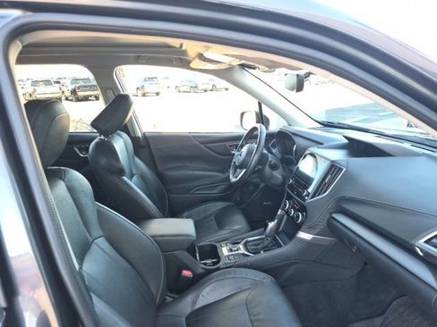 Used 2019 Subaru Forester Limited image 10