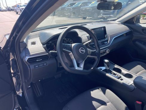 Used 2026 Nissan Altima 2.5 SV AWD/4WD image 11