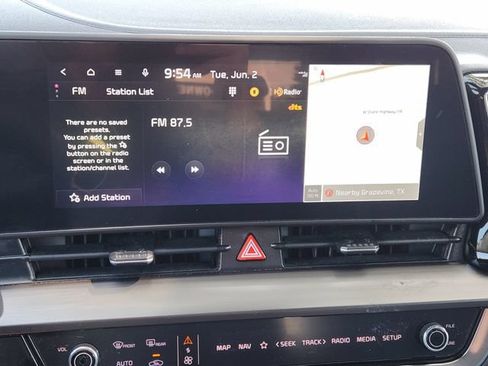 Used 2023 Kia Sportage EX FWD image 18