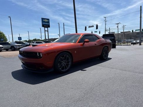 Used 2023 Dodge Challenger R/T Scat Pack RWD image 7