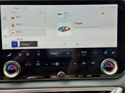 Used 2024 Lexus RX 350 Premium w/ Accessory Package AWD/4WD image 14