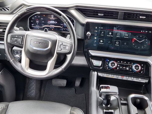 Used 2024 GMC Sierra 1500 Denali image 10