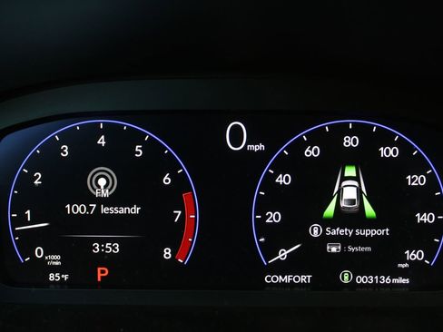 Used 2025 Acura Integra FWD image 15