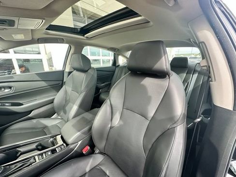 Used 2024 Honda Accord Touring image 7