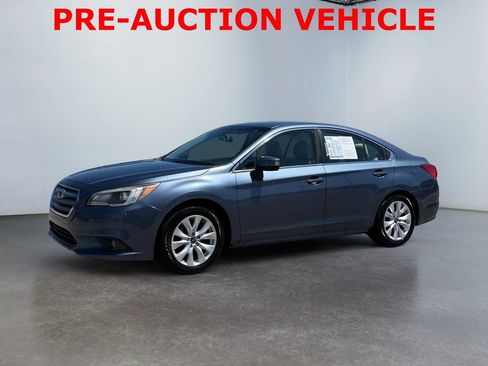 Used 2017 Subaru Legacy 2.5i Premium AWD/4WD image 7