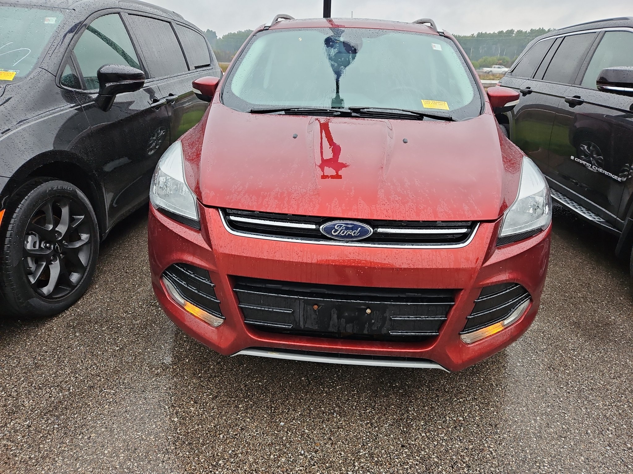Used 2016 Ford Escape Titanium AWD/4WD image 2