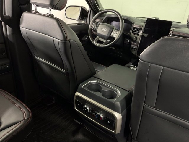 Used 2023 Ford Expedition Limited AWD/4WD image 33