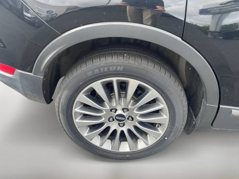 Used 2018 Lincoln MKC Reserve w/ Class II Trailer Tow Package AWD/4WD image 10