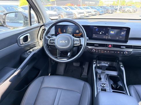 Used 2025 Kia Sorento X-Line EX AWD/4WD image 3