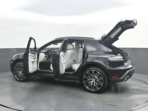 New 2026 Porsche Macan AWD/4WD image 41