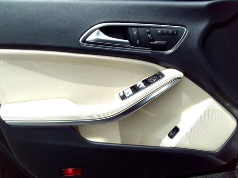 Used 2015 Mercedes-Benz CLA 250 4MATIC w/ Premium 1 Package image 13