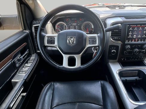 Used 2018 RAM 2500 Laramie AWD/4WD image 6