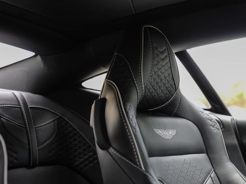 Used 2023 Aston Martin DBS Coupe RWD image 22
