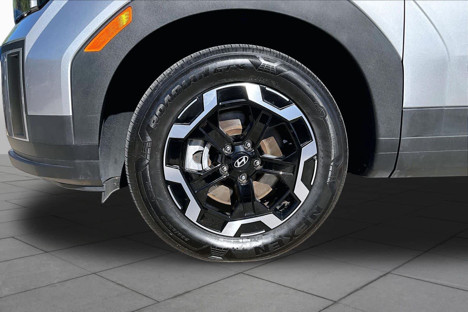 Used 2026 Hyundai Santa Fe SEL FWD image 11