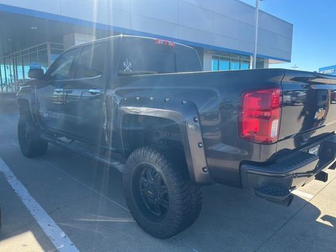 Used 2016 Chevrolet Silverado 1500 LTZ Z71 w/ LTZ Plus Package image 8