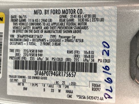 Used 2016 Ford Fusion SE w/ Equipment Group 202A image 9