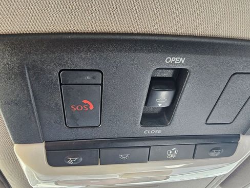 Used 2020 Nissan Altima 2.5 SL FWD image 23