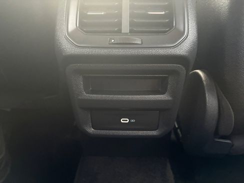 Used 2023 Volkswagen Taos SE image 20