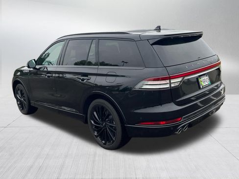 Used 2023 Lincoln Aviator Reserve w/ Equipment Group 201A AWD/4WD image 2