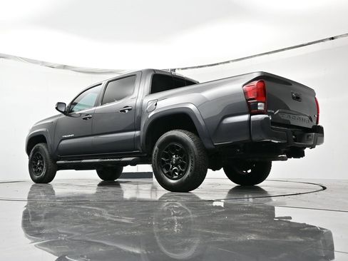 Used 2022 Toyota Tacoma SR5 image 41