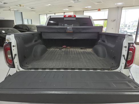 Used 2018 GMC Sierra 1500 Denali w/ Denali Ultimate Package AWD/4WD image 7