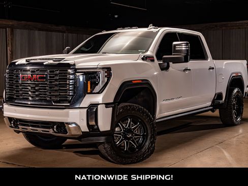 Used 2024 GMC Sierra 2500 Denali w/ Denali Reserve Package image 4