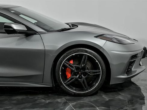 Used 2022 Chevrolet Corvette Stingray w/ Z51 Performance Package image 14