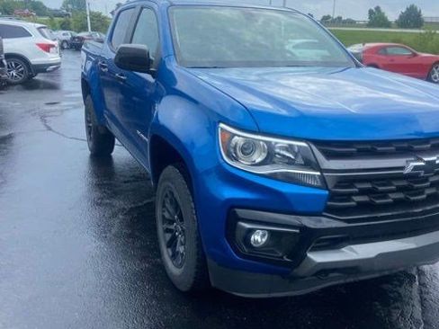 Used 2022 Chevrolet Colorado Z71 AWD/4WD image 3