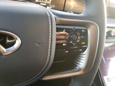 New 2026 INFINITI QX80 4WD w/ Sport Exterior Package image 25