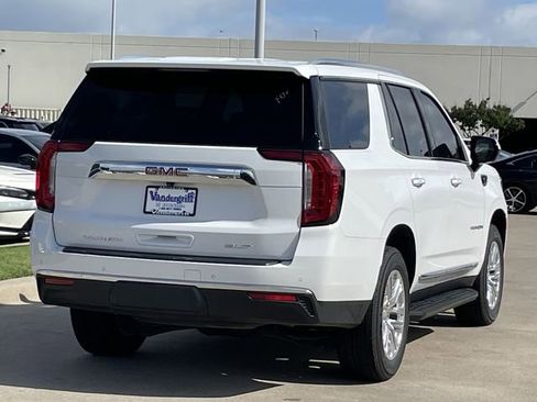 Used 2024 GMC Yukon SLT AWD/4WD image 4