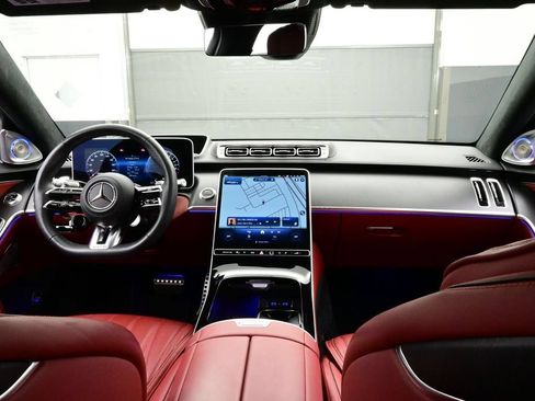 Used 2025 Mercedes-Benz S 63 AMG S image 18