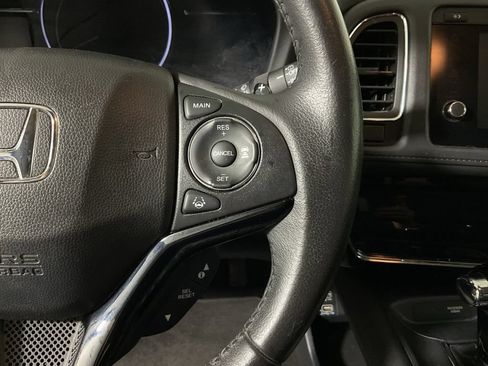 Used 2021 Honda HR-V EX-L image 25