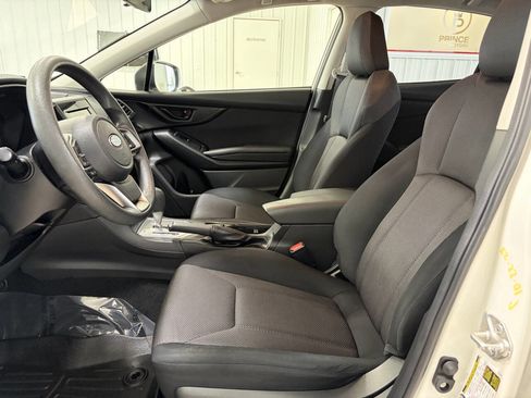 Used 2023 Subaru Crosstrek 2.0i image 7