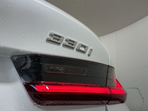 New 2026 BMW 330i Sedan w/ Premium Package image 32