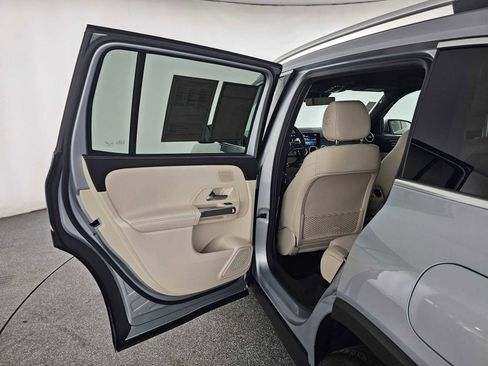 Used 2026 Mercedes-Benz GLB 250 image 16