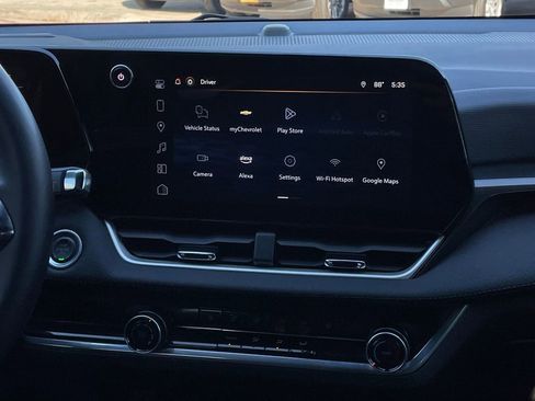 Used 2025 Chevrolet Equinox LT image 17