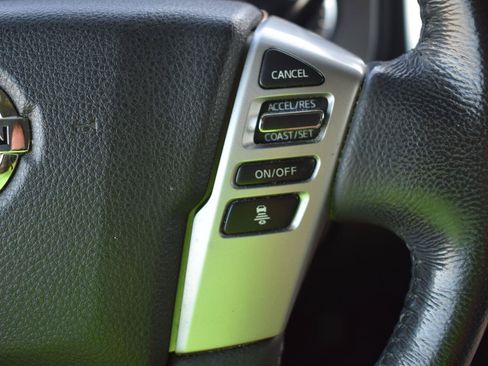 Used 2021 Nissan Titan SV w/ SV Convenience Package AWD/4WD image 35