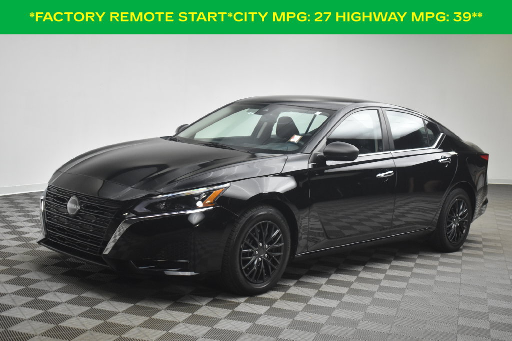 Used 2024 Nissan Altima 2.5 S FWD image 2