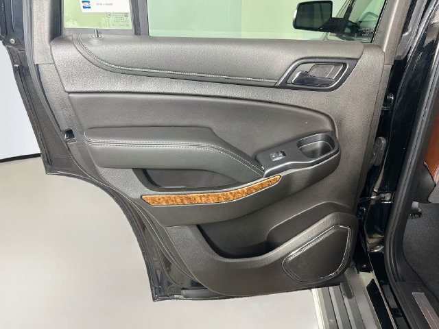 Used 2019 Chevrolet Tahoe Premier w/ Premier Plus Edition AWD/4WD image 25