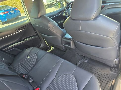 Used 2019 Toyota Camry SE FWD image 25