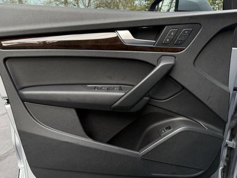 Used 2018 Audi Q5 2.0T Premium image 25