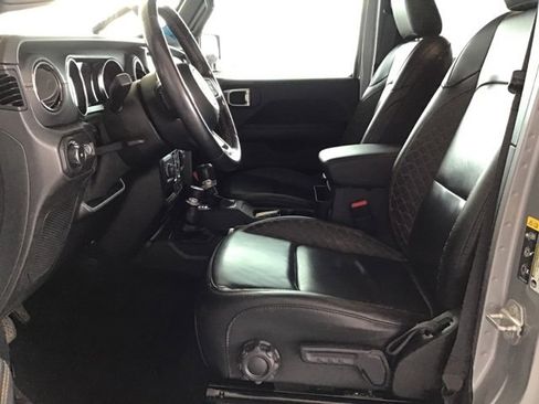Used 2021 Jeep Wrangler Unlimited Sahara image 38
