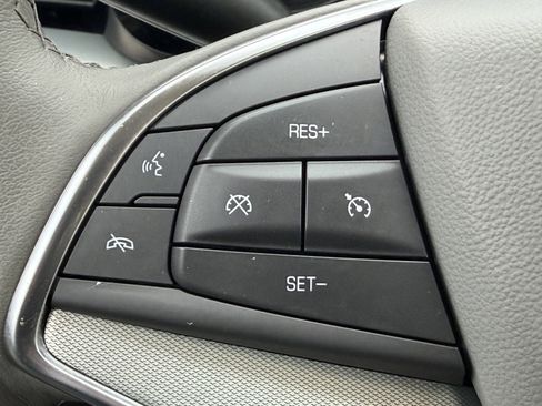 Used 2023 Cadillac XT5 Premium Luxury w/ Technology Package AWD/4WD image 37