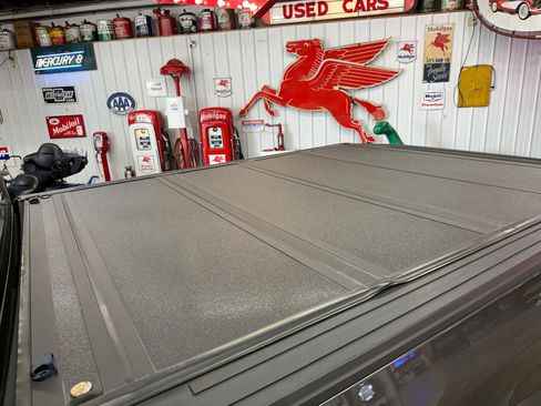 Used 2017 Ford F150 XLT w/ Equipment Group 302A Luxury image 22