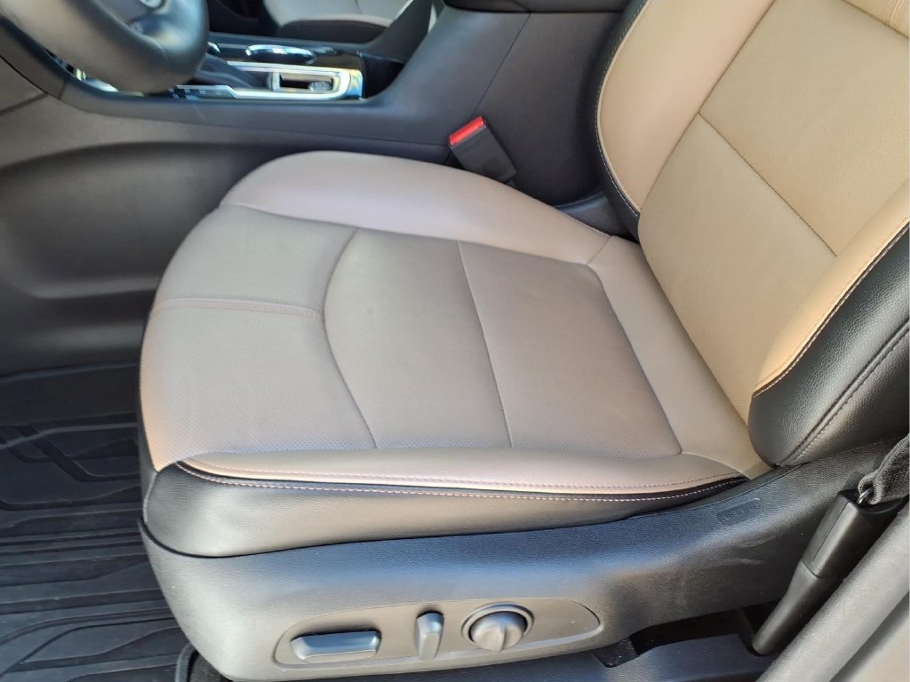 Used 2024 Chevrolet Equinox Premier AWD/4WD image 17